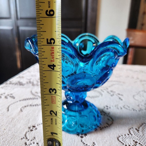 L.E. Smith Moon and Star Colonial Blue Scalloped Compote - Picture 6 of 6